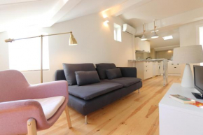 Romantic Nest for a Getaway at Downtown with Design